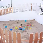 Coral Compostela بلايا ذي لاس أميريكاس