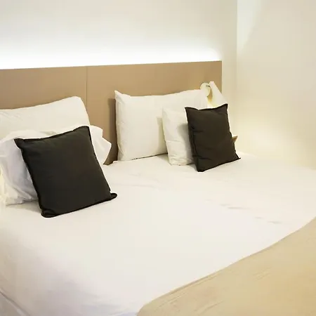 Coral Compostela * 플라야데라스아메리카스